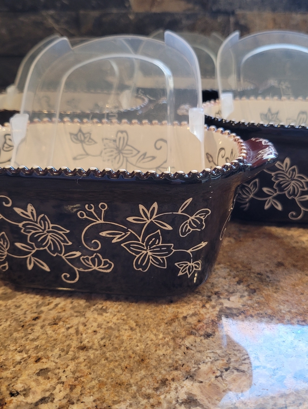 Temptations Set 4 Black Floral Lace 12 oz with Lids - Picture 6 of 6
